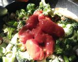 A picture of step 5 of Broccoli Sausage Whole-Wheat Pasta.