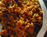 A picture of step 3 of Mix sprouts usli.