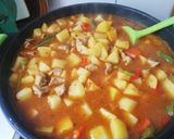 Foto del paso 3 de la receta: Ragú de cerdo con patatas y pimientos