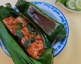 Foto langkah ke 6 dari resep Nasi Bakar Ayam Suwir Kemangi.