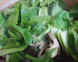 Hình bước làm 2 của món Tim cật xào cải thìa