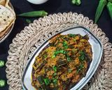 A picture of step 9 of Dahi Bhindi Masala.