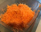 Une image de l'étape 2 de Salade de poireaux carottes râpées et tomates cerises marinées.