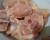 A picture of step 1 of Badami chicken korma.