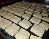 Foto del paso 8 de la receta: Criollitos de Margarina