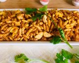 A picture of step 3 of Bhaji pav puffed rice.