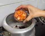 A picture of step 2 of Beetroot Soup.
