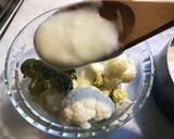 Foto del paso 1 de la receta: Bro-coli-flor II(crucíferas al vapor con bechamel gratinadas)