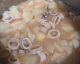 Foto del paso 5 de la receta: Guiso de calamares con patatas