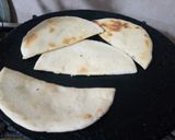 A picture of step 14 of Pita Bread Fillings Pocket.