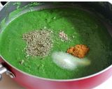 A picture of step 4 of Palak paneer.