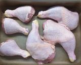 Fehérboros sült csirkecomb vele sült hagymával recept fázis 2 fotója