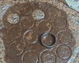 Foto del paso 2 de la receta: Alfajores con masa de CHOCOLINAS