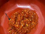 Sambal bawang (sambal pelengkap sajian utama)