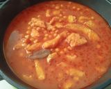 Foto del paso 5 de la receta: Potaje de garbanzos de bacalao con tomate 🍅🐟