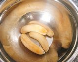 Hình bước làm 1 của món Bánh bông lan chuối (nhanh và gọn 40 phút là có bánh ăn)