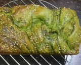 A picture of step 10 of Spinach Cheese Garlic Babak.