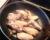Foto del paso 1 de la receta: Pollo al ajillo