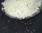A picture of step 2 of Cumin rice.