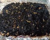 A picture of step 6 of Oreo Banana Kulfi with walnuts fudge.