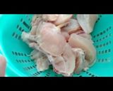 A picture of step 1 of بھنڈی گوشت.