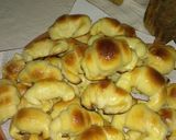 Foto del paso 6 de la receta: Medialunas de manteca súper fácil