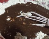 Foto langkah ke 4 dari resep Muffin Triple Chocolate.