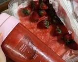 Delicious Strawberry Cake recipe step 1 photo