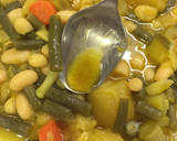Foto del paso 4 de la receta: Alubias blancas con verduras a la dieta mediterránea