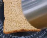 A picture of step 1 of Mini bread pizza.