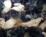 Une image de l'étape 3 de Soupe de poulet aux nouilles chinoises.