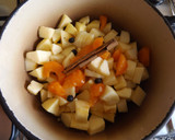 Foto del paso 2 de la receta: Postre de fruta “vieja” con crema de mascarpone