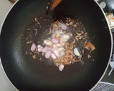 Foto langkah ke 3 dari resep Tumis Batang Keladi (Jangan Lompong).