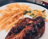 Foto langkah ke 8 dari resep Chicken breast with creamy sauce.