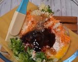 Foto langkah ke 2 dari resep Lumpia Ayam Sayur.