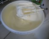 Foto langkah ke 2 dari resep Chocolate Sponge Cake Kukus (base cake ultah).