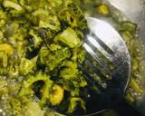 A picture of step 3 of Karele Pyaaz.