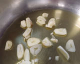 Foto del paso 2 de la receta: Solomillo de pavo a la cerveza con salsa de pistachos