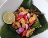 Foto langkah ke 3 dari resep Deep fried lime calamari.