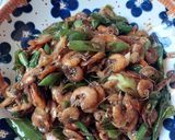 Foto langkah ke 8 dari resep Tumis Udang Cabe Hijau.