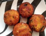 A picture of step 8 of Sweet corn vada.