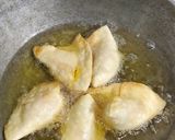 A picture of step 5 of Samosa.