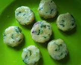 Foto langkah ke 4 dari resep Perkedel kentang anti hancur.