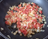 Foto del paso 3 de la receta: Noodles instantáneos con huevo frito