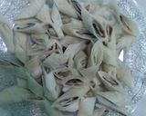Foto langkah ke 3 dari resep Kulit lumpia coklat.