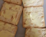 A picture of step 1 of My Crackers Cheese and rassberry Jam 💖.