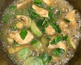 รูปขั้นตอนการทำที่ 4 ของ แกงเขียวหวานอกไก่ สูตรปรุงน้อย ใส่กะทิน้อย