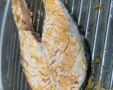 Foto del paso 1 de la receta: Salmón a la plancha con champiñones 🍄