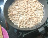 A picture of step 1 of Maggi manchurian.