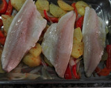 Foto del paso 2 de la receta: Lubina al horno